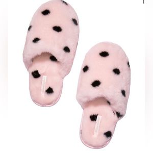 Victoria secret pok-a-dot Closed Toe Faux Fur Slipper